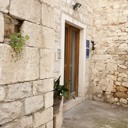 Mk Luxury בית הארחה 4*