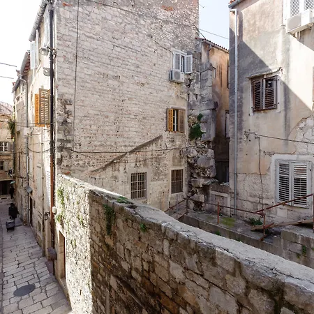 Mk Luxury בית הארחה 4*