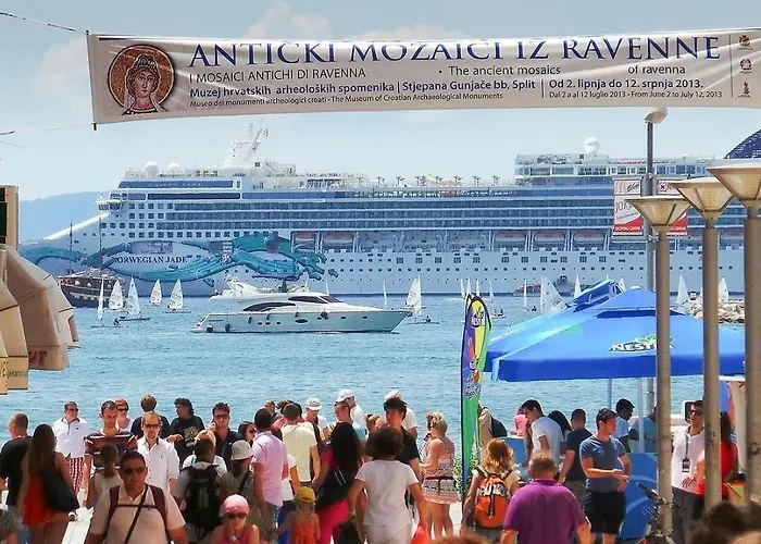 Mk Luxury בית הארחה ספליט