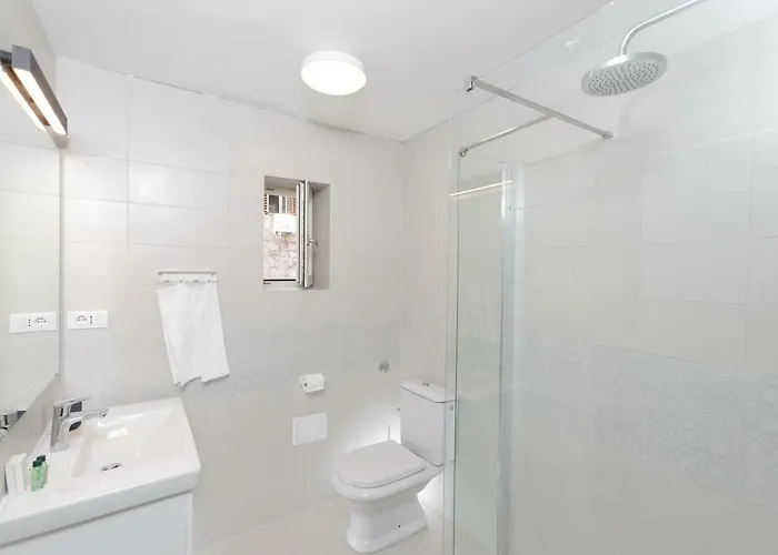 Πανσιόν Mk Luxury